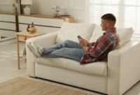 Por qué el dolor aparece aunque “no hagas nada”: el impacto del sedentarismo en el cuerpo